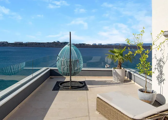 2 Bedroom Lovely In