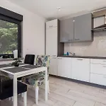 2 Bedroom Lovely In