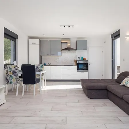 Cozy In With House Sea View *